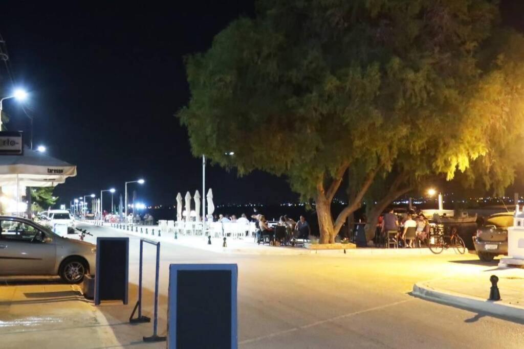 Πολυτελές Διαμέρισμα 3 Χαλκίδα-Παραλία Αυλίδος Paralia Avlidhos Extérieur photo